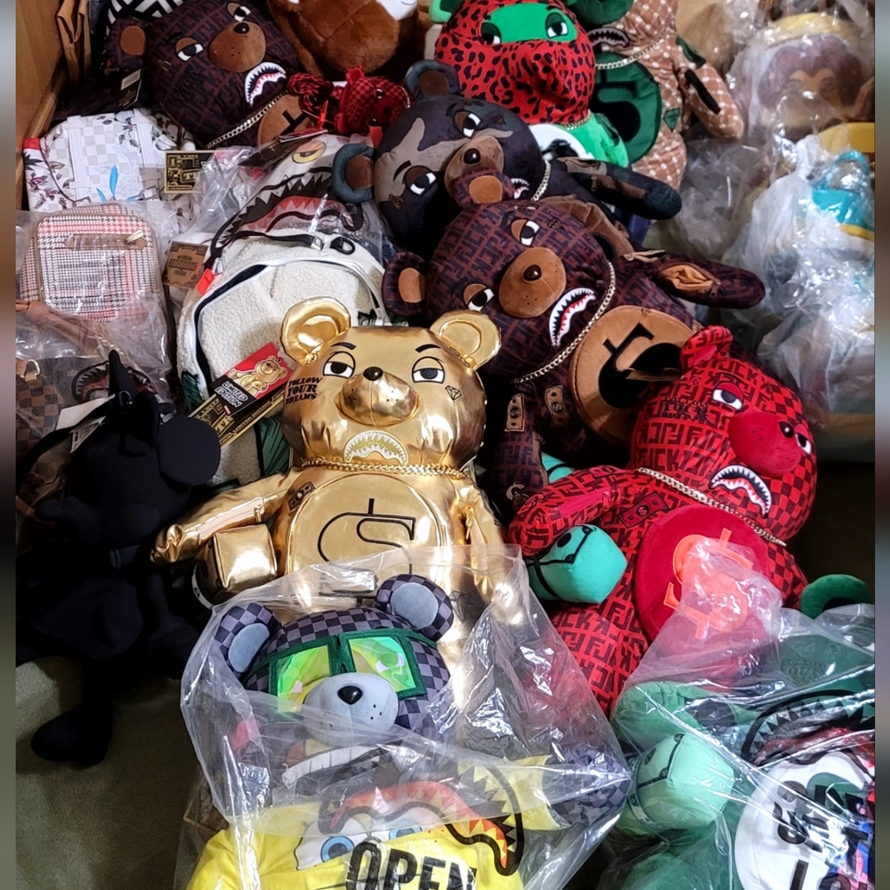 SPRAYGROUND Teddy Bear Backpacks.Prices reflect average price per Bear - Picture 1 of 14